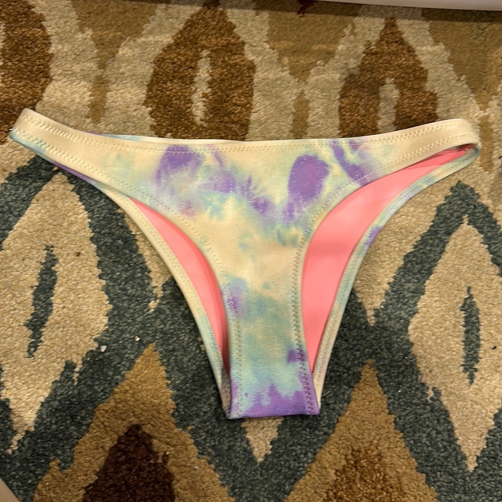 Triangl Tie Dye Bikini